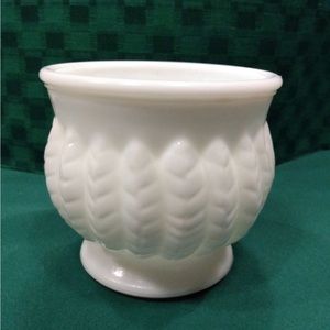 Vintage Milk Glass Planter w laurel leaf vine Vintage planter pot indoor planter